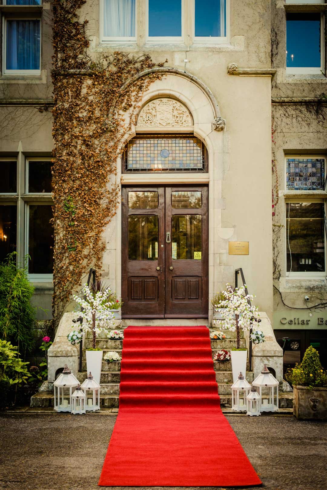 Red-carpet-wedding-reception-at-Cahernane-House-Hotel